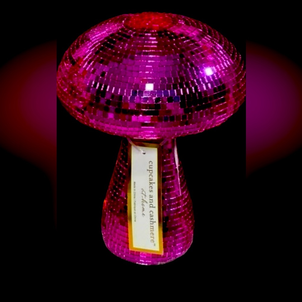 Bnwt hot pink cupcake and cashmere disco mushroom